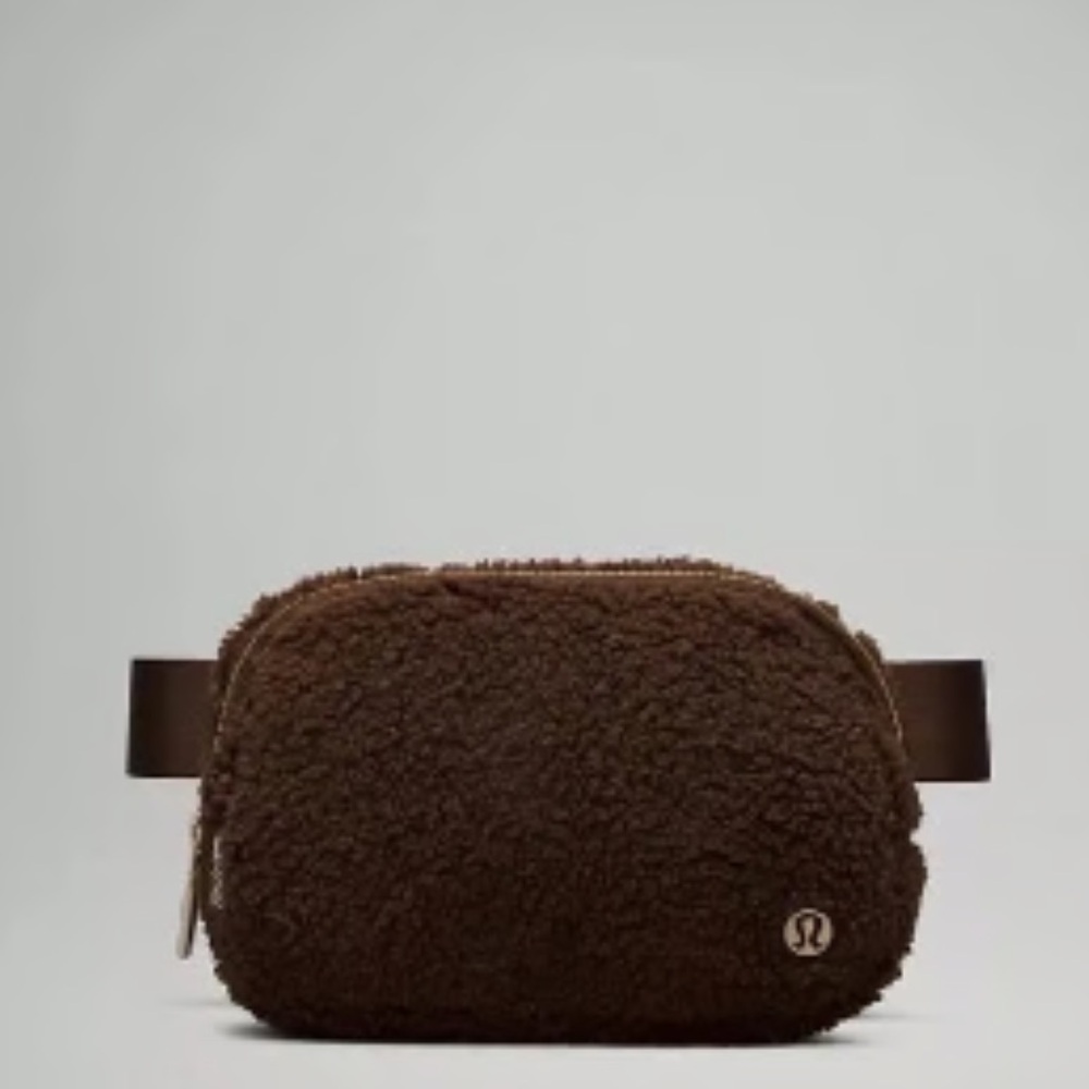 Lululemon Sherpa Belt Bag - Dark Brown